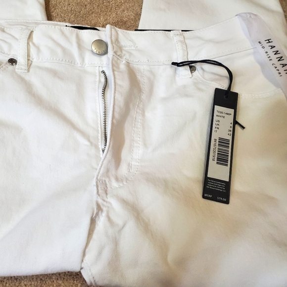 Tahari white size 4 capri - Picture 5 of 5